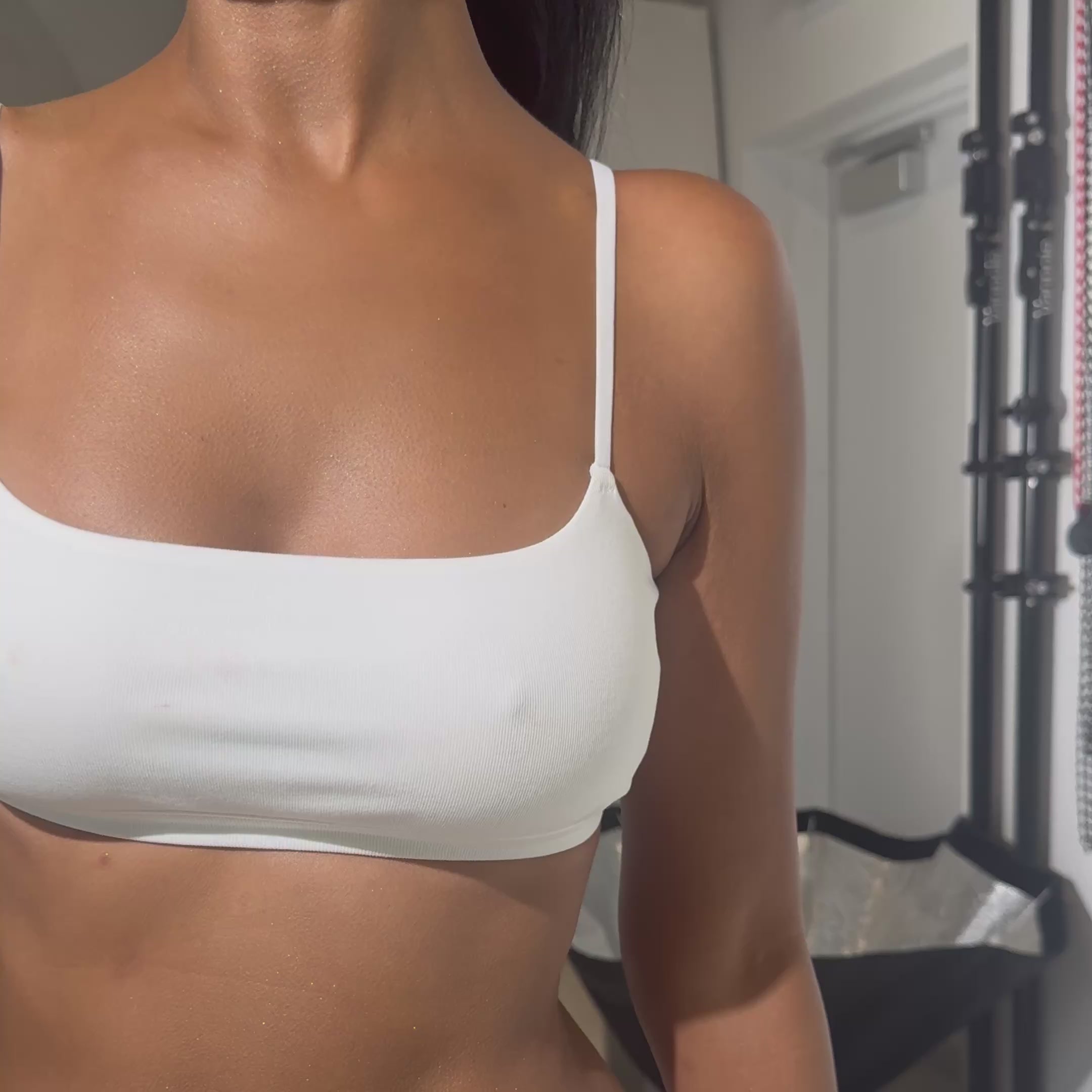Load video: NEW!  Body Perfecting Bronzer w/ Glimmer